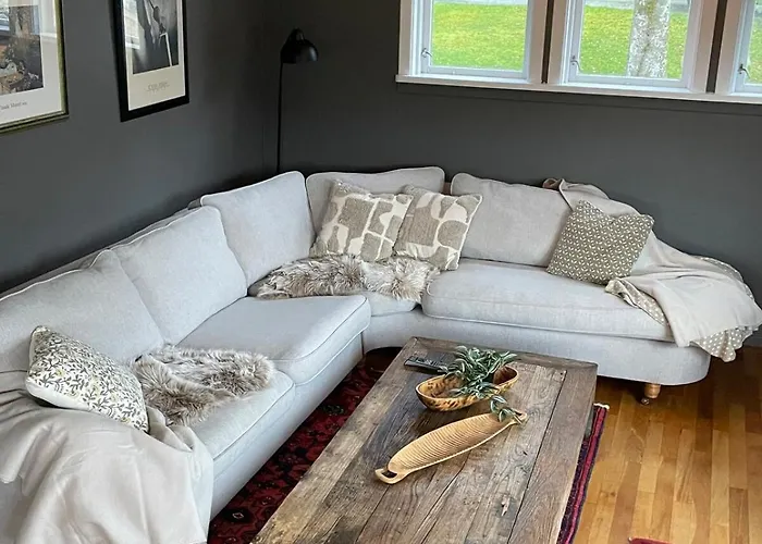 Spacious And Luxurious House With Stunning Views